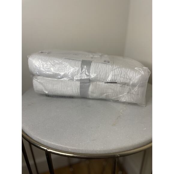 NEW Pottery Barn BABY Matelasse White Cotton Nursery Crib Skirt 16” Drop -28x52” - Picture 9 of 12